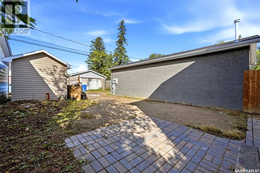 1752 York STREET — photo 36 of 37