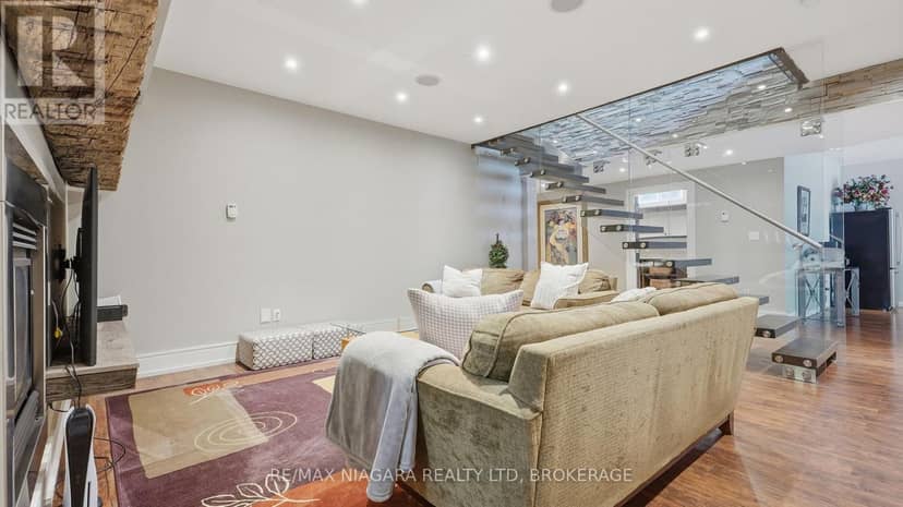 3525 Cardinal Drive — photo 18 of 24