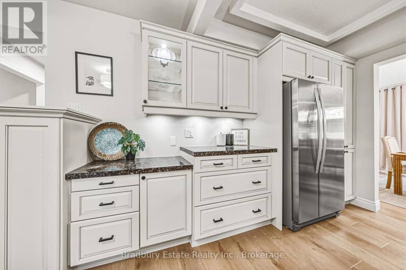 1106 Huntley Court — photo 12 of 40