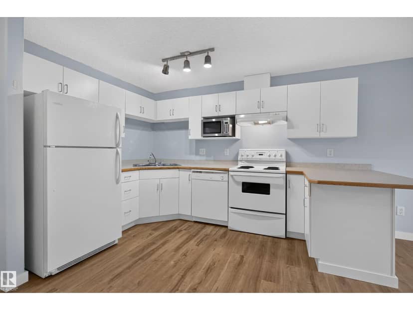 #118 10535 122 ST NW, Edmonton