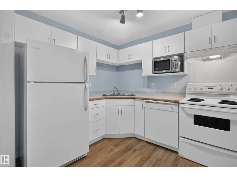 #118 10535 122 ST NW, Edmonton, photo 6
