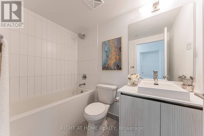 402 - 251 Manitoba Street — photo 18 of 30
