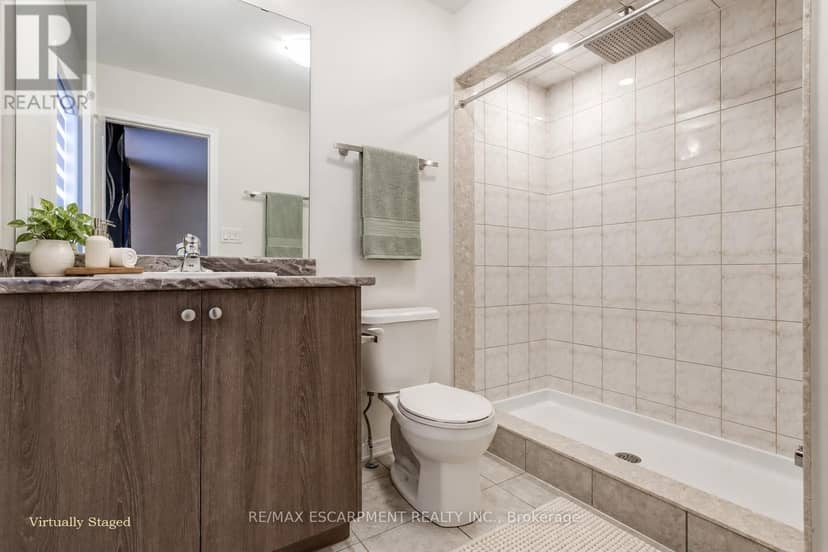 80 Oaktree Drive — photo 30 of 40
