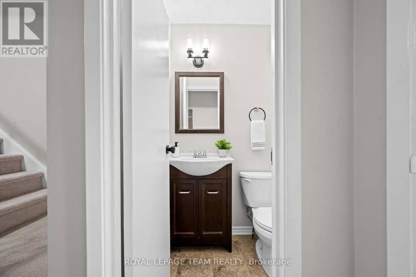 3424 McCarthy Road, Ottawa, photo 5