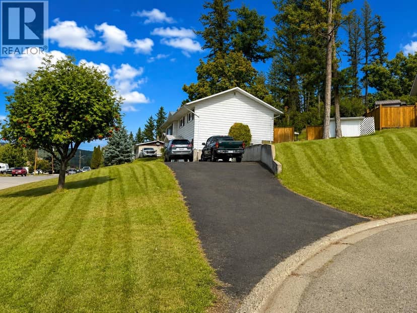 1350 N Eleventh Avenue, Williams Lake, photo 5