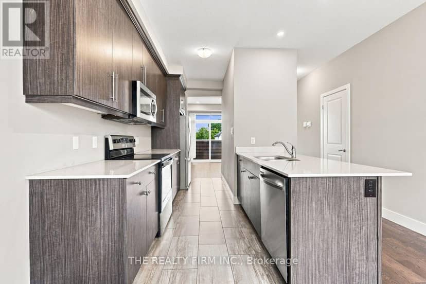 2140 Meadowgate Boulevard, London South, photo 7