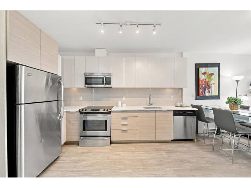 304 13303 CENTRAL AVENUE, Surrey, photo 8