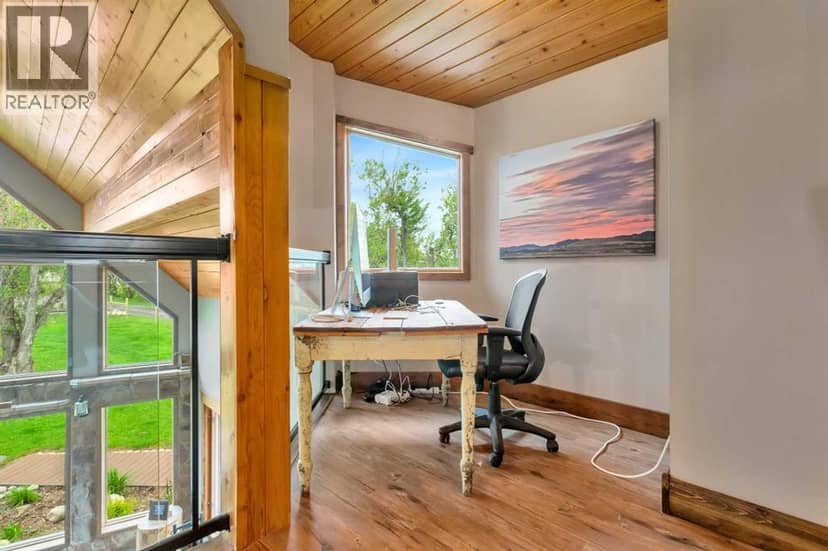 5507 46 Street — photo 26 of 40