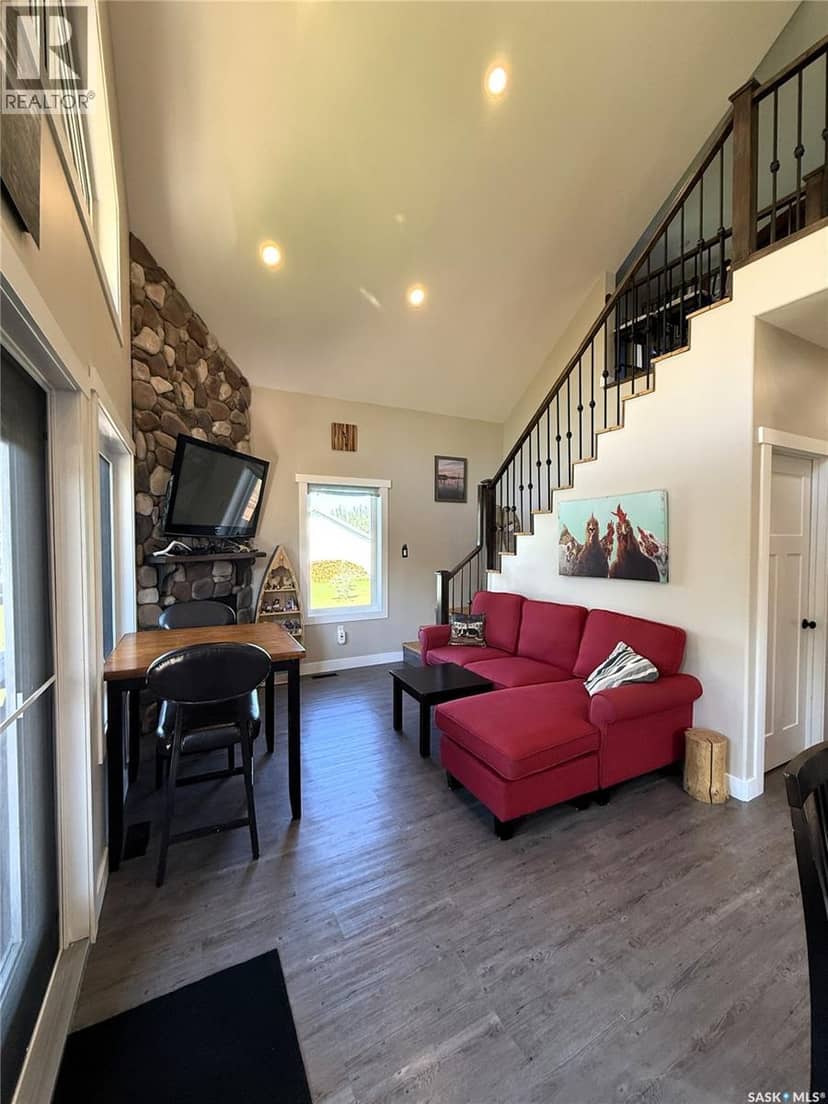 3 Anderson DRIVE — photo 7 of 40