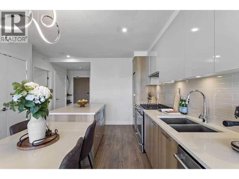 803 258 NELSON'S COURT, New Westminster, photo 7