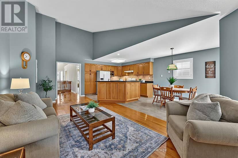 14 Watford Street — photo 27 of 40