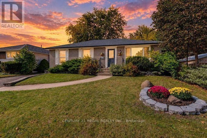 2 Alderbury Crescent, Brampton