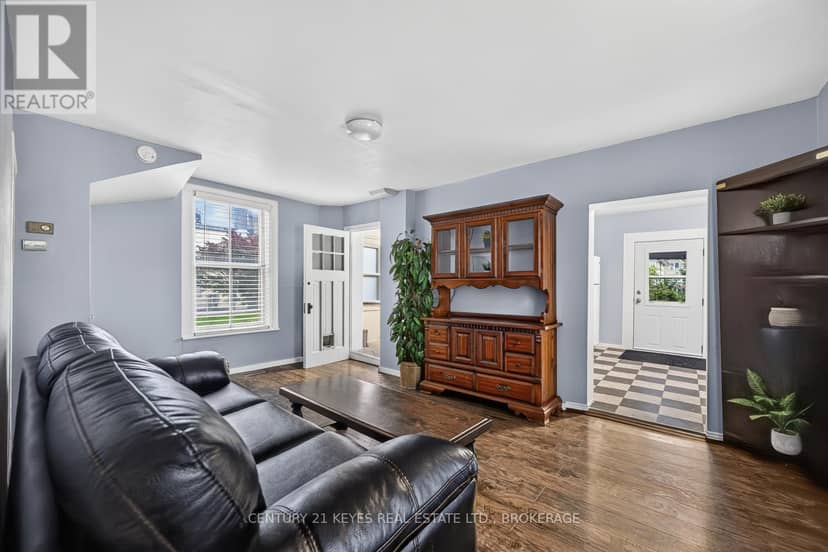39 Amy Street — photo 9 of 35