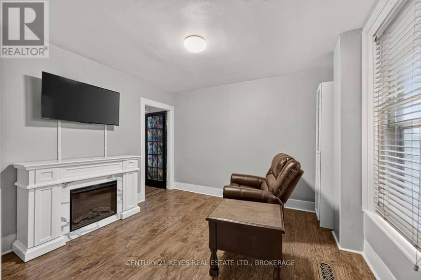 39 Amy Street — photo 6 of 35