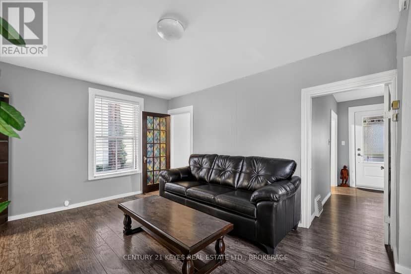 39 Amy Street — photo 7 of 35