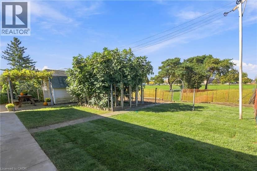 79 OAKLAND Drive — photo 34 of 37