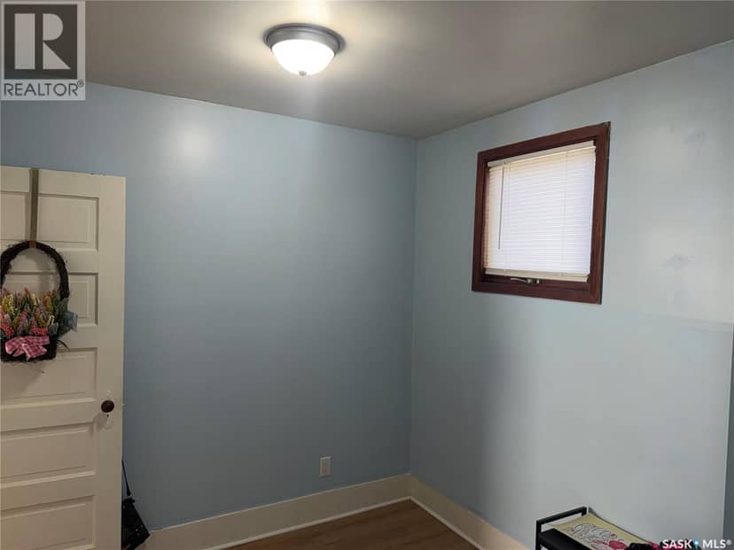 309 5th STREET E — photo 18 of 38