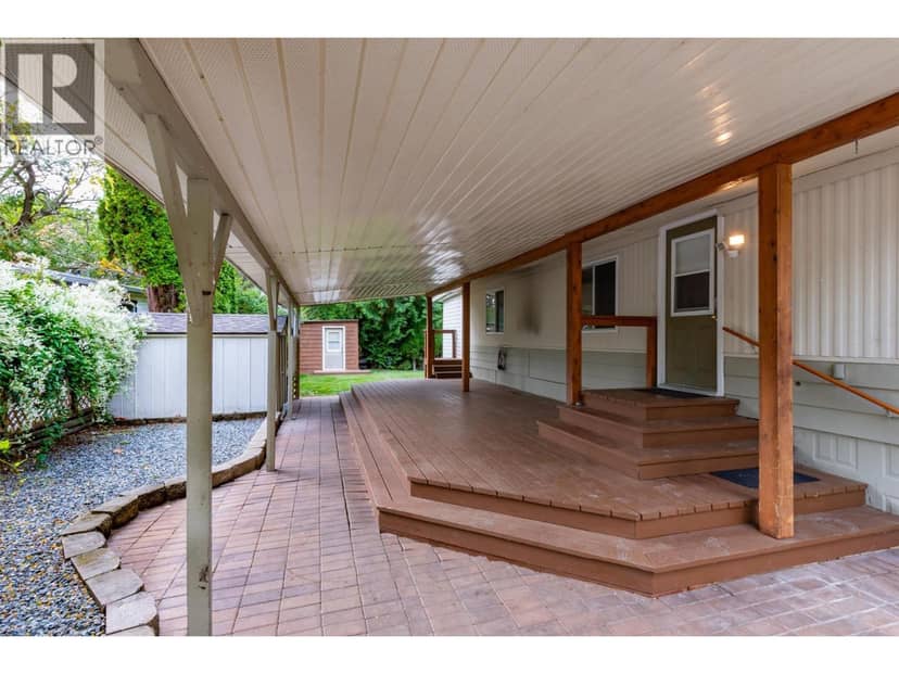 5432 Chidley Road Unit# 22, Peachland, photo 2