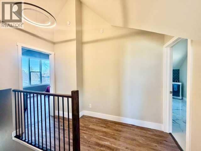 4915 49 Street — photo 34 of 40
