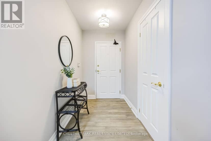 103 - 21 Shaftesbury Avenue, Toronto, photo 3