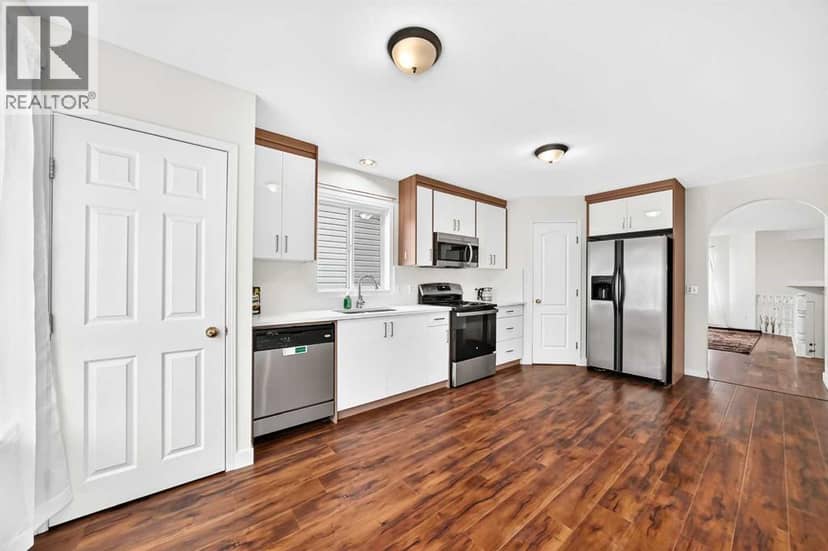 111 Arbour Stone Crescent NW — photo 12 of 39