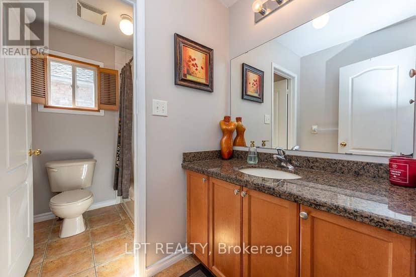 16 Oak Gardens Court — photo 25 of 40