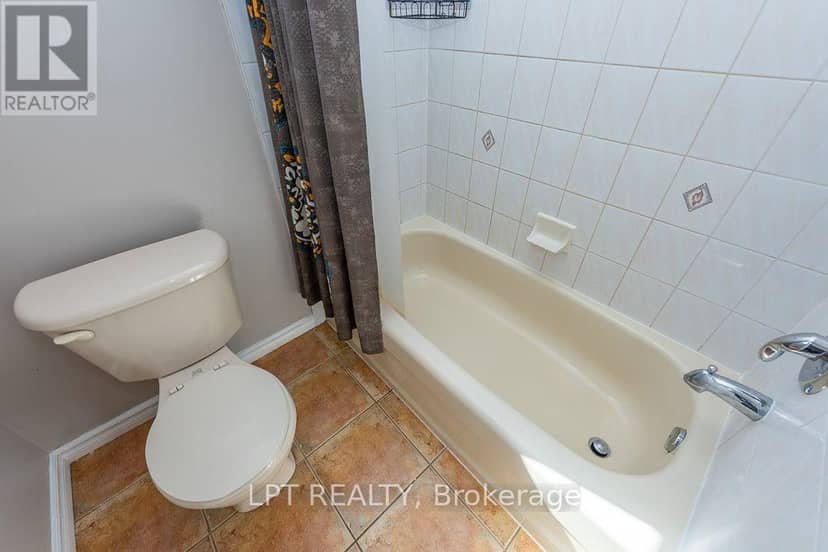 16 Oak Gardens Court — photo 26 of 40