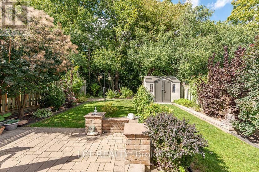 16 Oak Gardens Court — photo 40 of 40