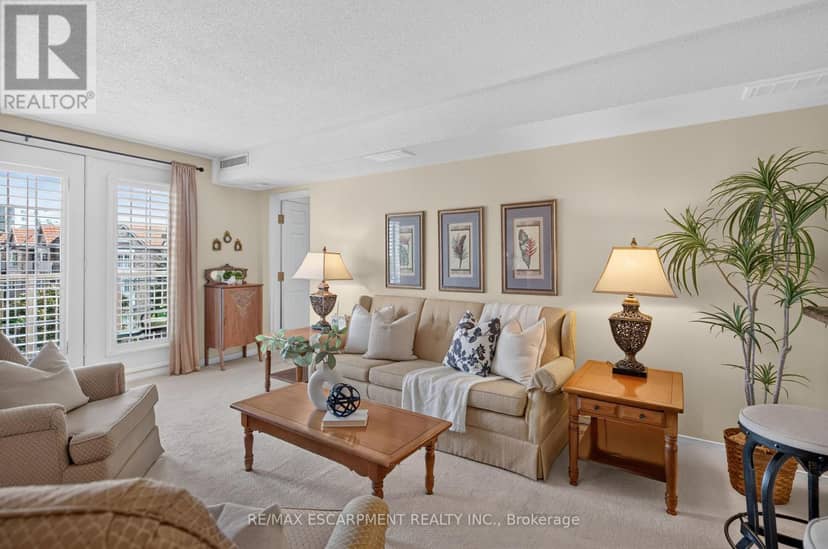 B404 - 216 Plains Road W, Burlington
