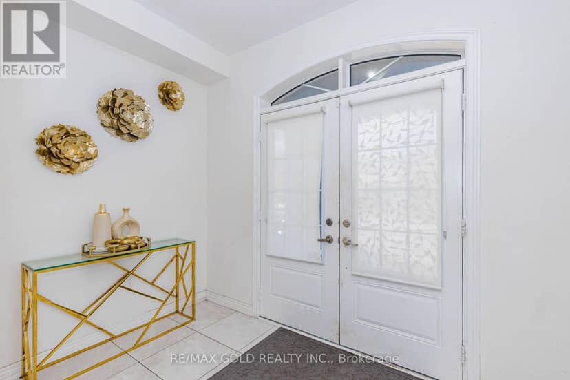 84 Palleschi Drive — photo 7 of 40