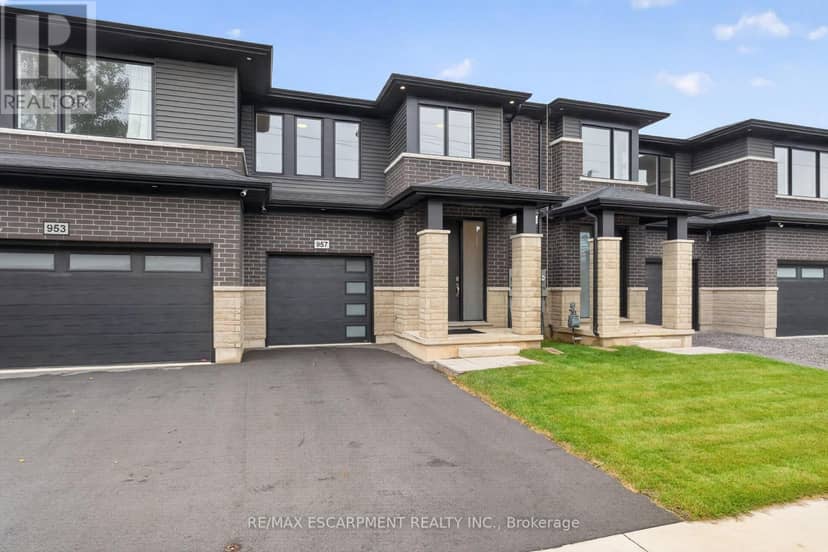 957 Clare Avenue, Welland, photo 3