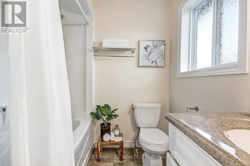 23 Willis Avenue — photo 13 of 23