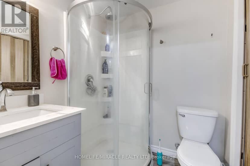 23 Willis Avenue — photo 20 of 23