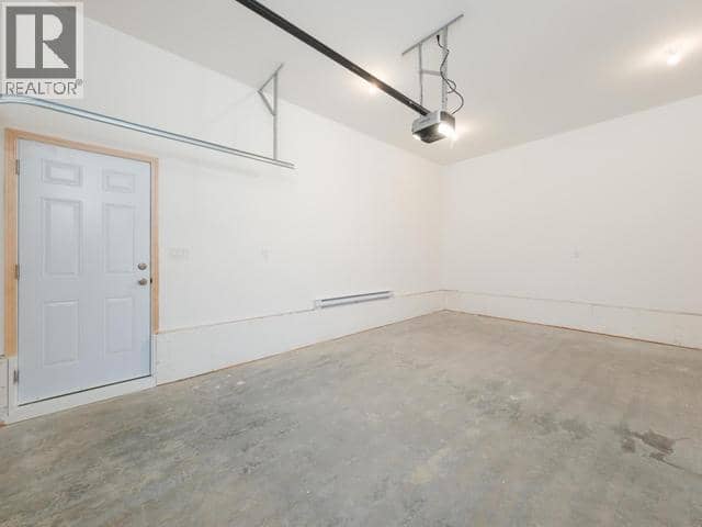 52 Ellwood Street — photo 6 of 35