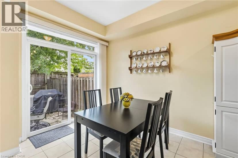 1076 RYCKMAN Common, Burlington, photo 6
