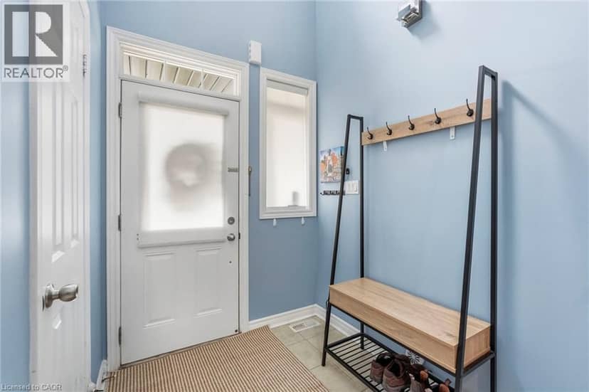 1076 RYCKMAN Common, Burlington, photo 4
