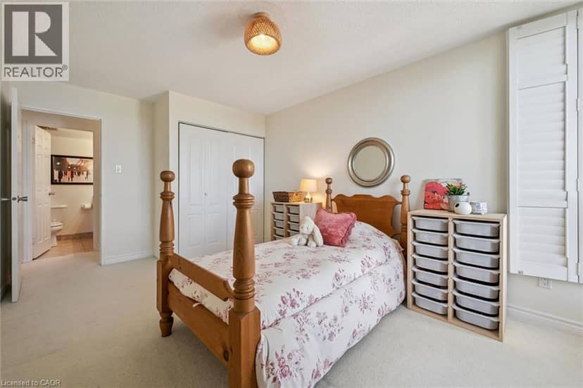 65 WESTMOUNT Road N Unit# 910 — photo 28 of 40
