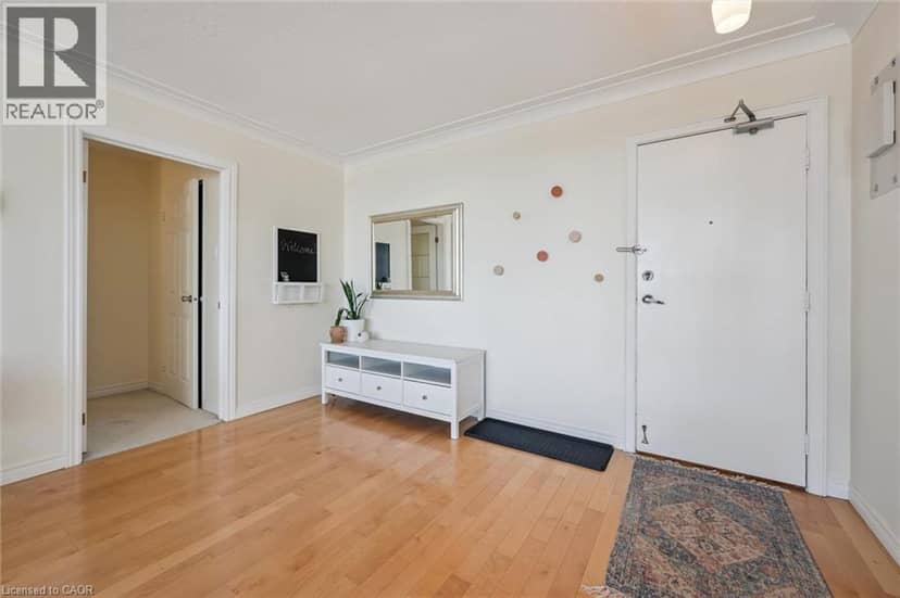65 WESTMOUNT Road N Unit# 910 — photo 7 of 40