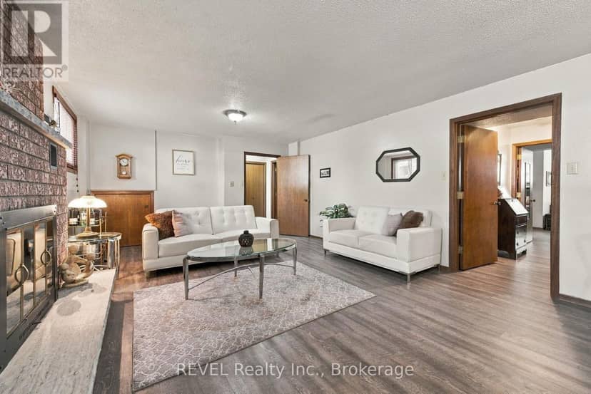 10 Michelle Drive — photo 30 of 40