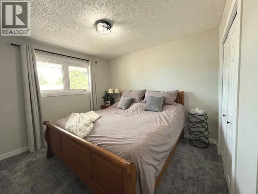 2231 20 Avenue SE — photo 10 of 29