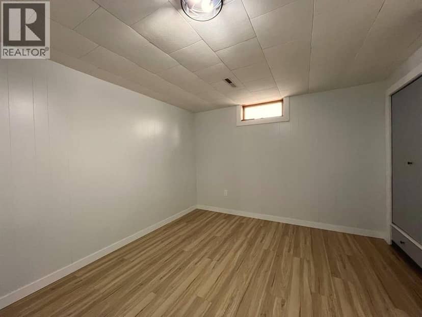 2231 20 Avenue SE — photo 22 of 29