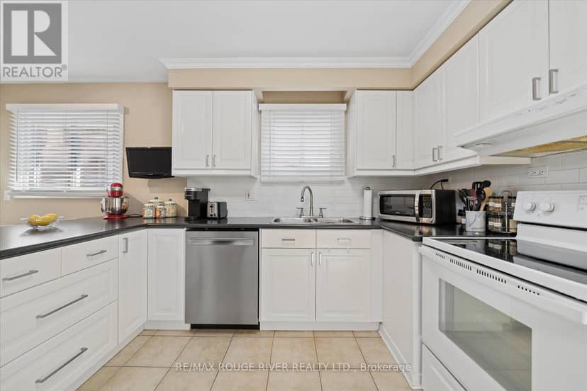 80 Millhouse Crescent — photo 11 of 40