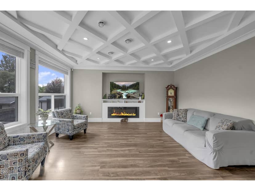 15648 82 AVENUE, Surrey, photo 2
