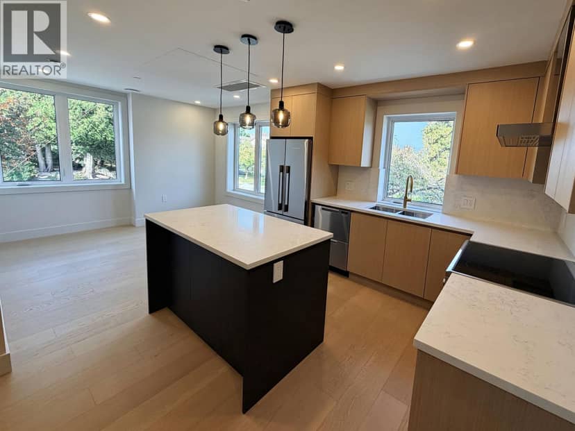 1402 E 18TH AVENUE, Vancouver, photo 3