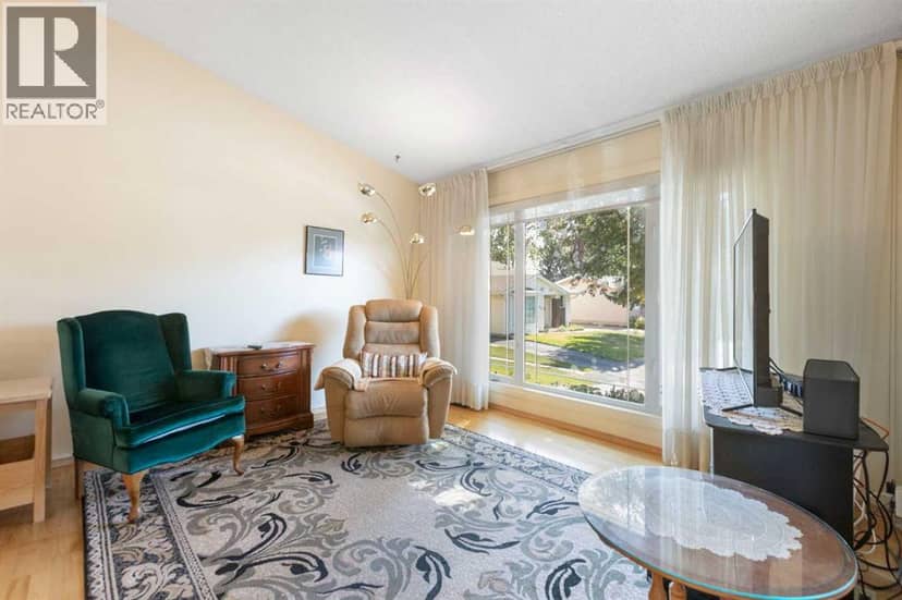 243 Radcliffe Place SE, Calgary, photo 7