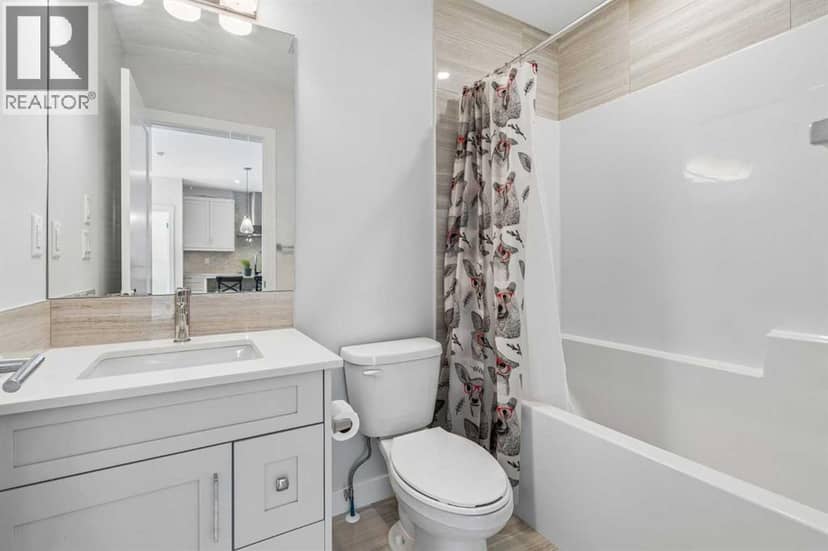 303, 35 Walgrove  SE — photo 20 of 24