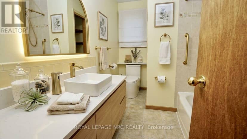7030 Whitman Avenue — photo 24 of 40