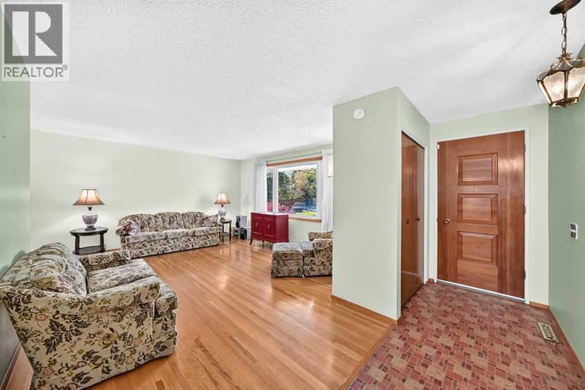 10424 2 Street SE, Calgary, photo 3