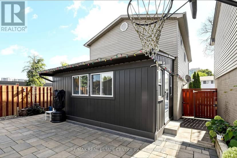 1 Hawkins Court — photo 37 of 40