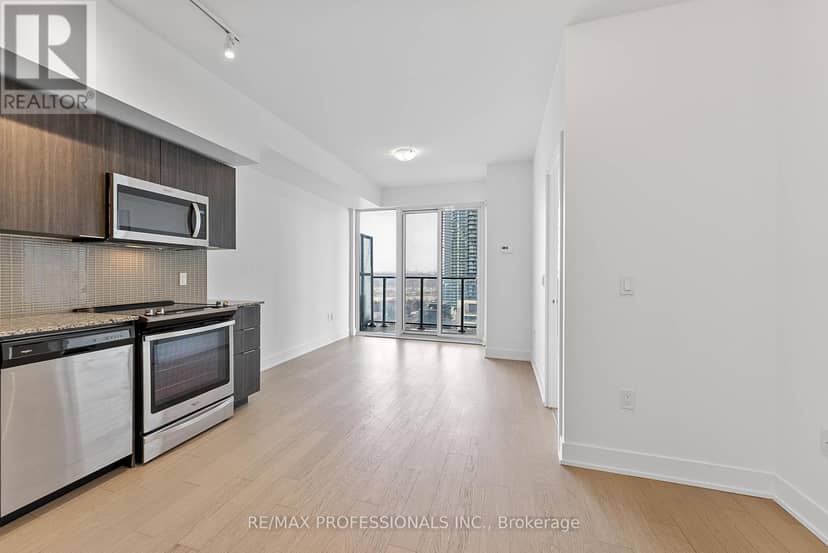 1614 - 30 Shore Breeze Drive — photo 14 of 30